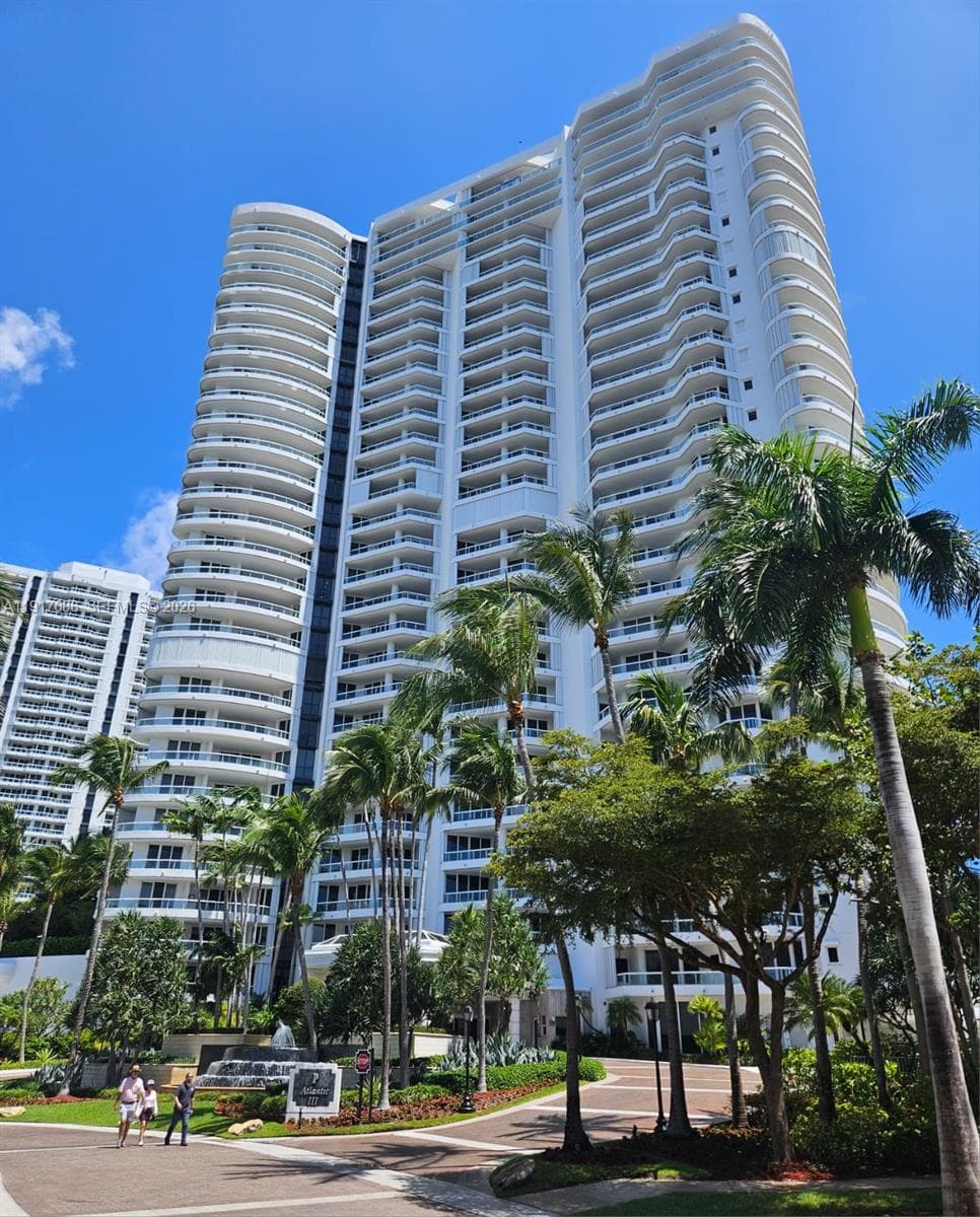 Atlantic III · #501 in Aventura - Photo 1