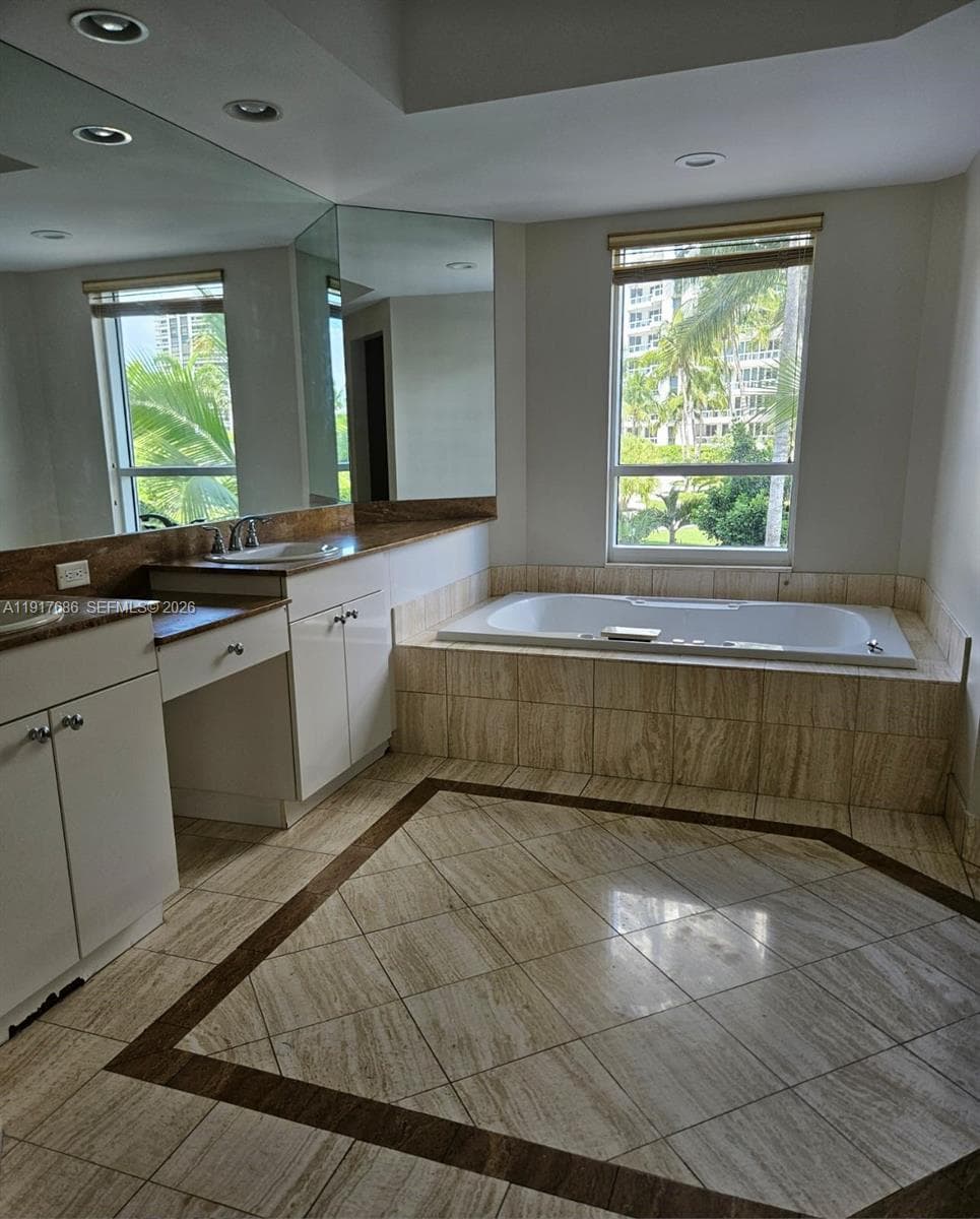 Atlantic III · #501 in Aventura - Photo 10