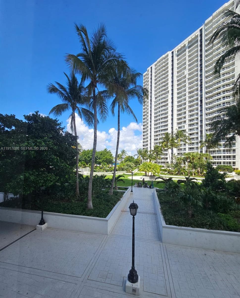 Atlantic III · #501 in Aventura - Photo 29