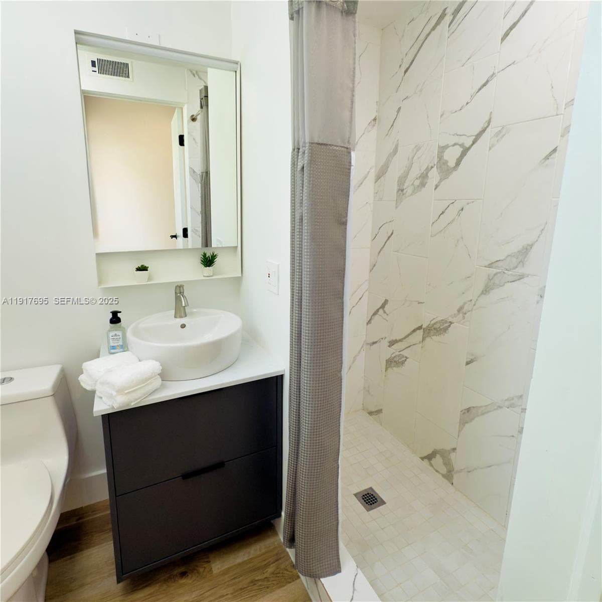 ALHAMBRA HEIGHTS SEC 5 · #B in North Miami - Photo 4