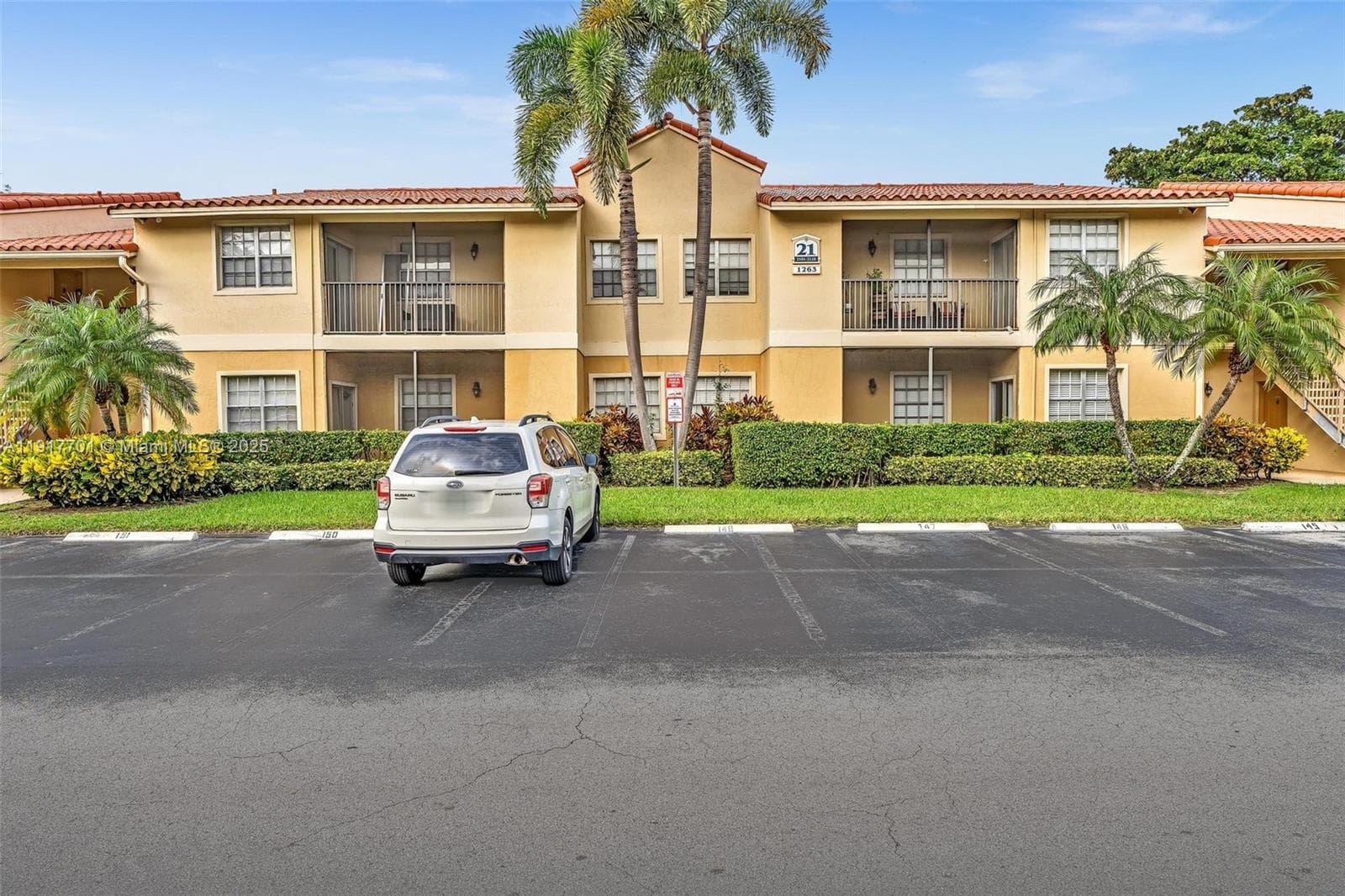 ROYAL POINCIANA CONDO · #2103 in Pompano Beach - Photo 16