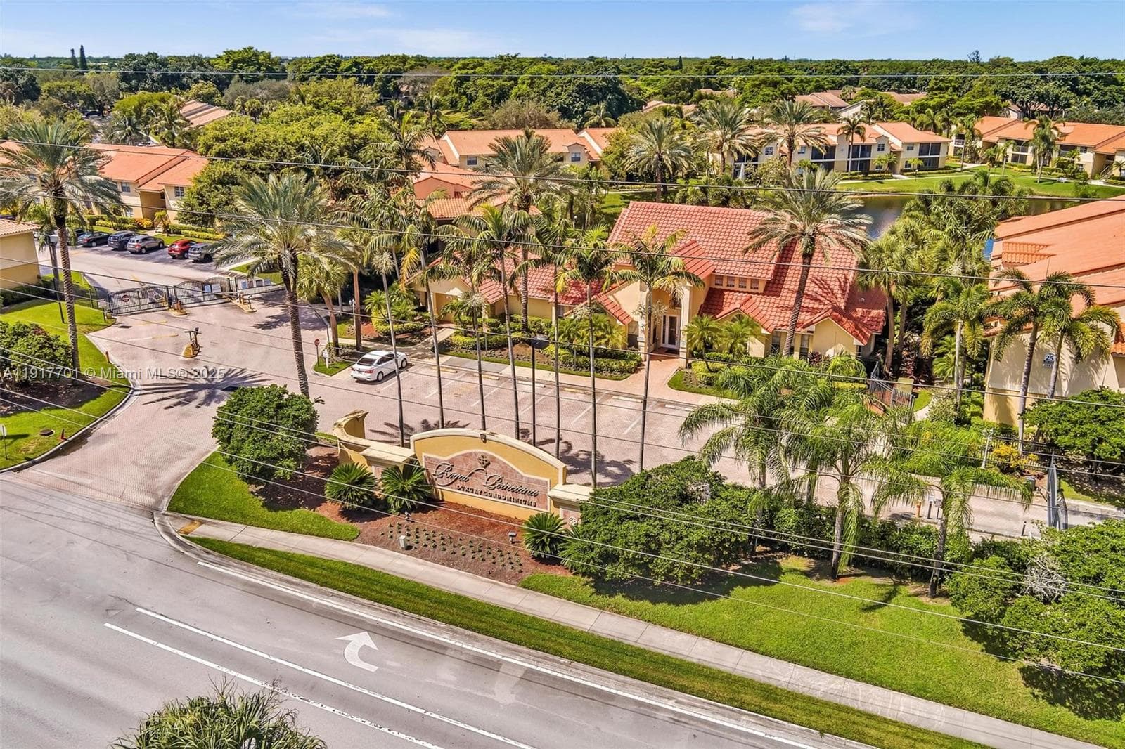 ROYAL POINCIANA CONDO · #2103 in Pompano Beach - Photo 25