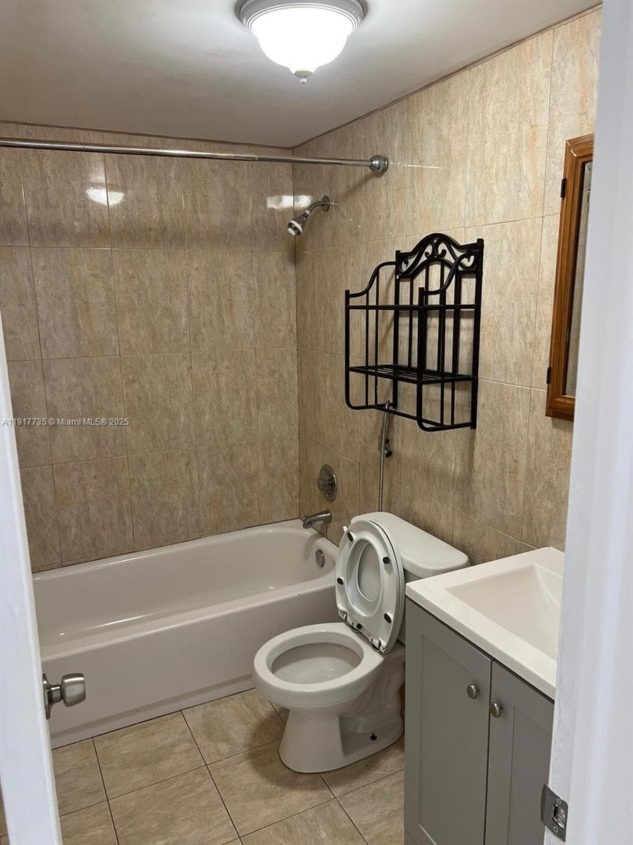 CORAL GATE EAST CONDO · #1-410 in Hialeah - Photo 15
