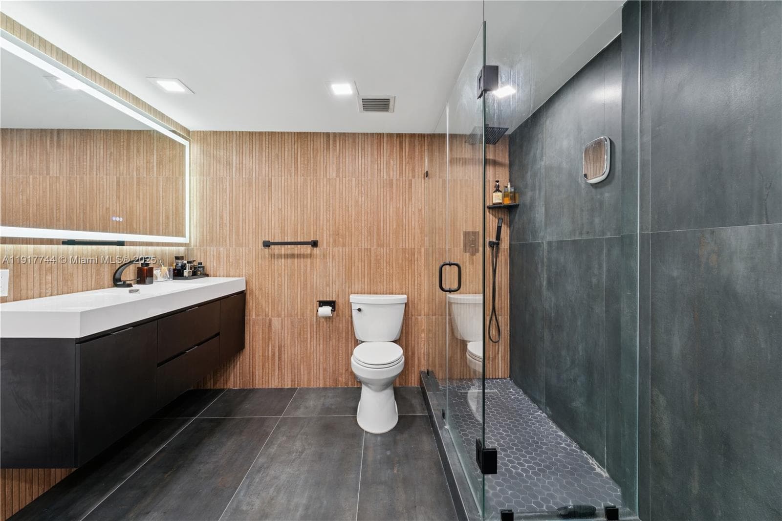 Hillcrest · #303B in Hollywood - Photo 13
