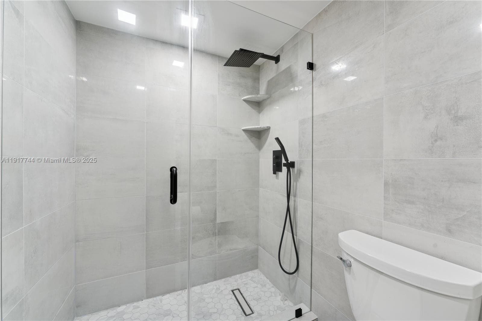 Hillcrest · #303B in Hollywood - Photo 20