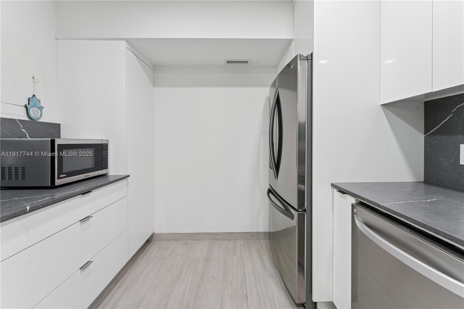 Hillcrest · #303B in Hollywood - Photo 10