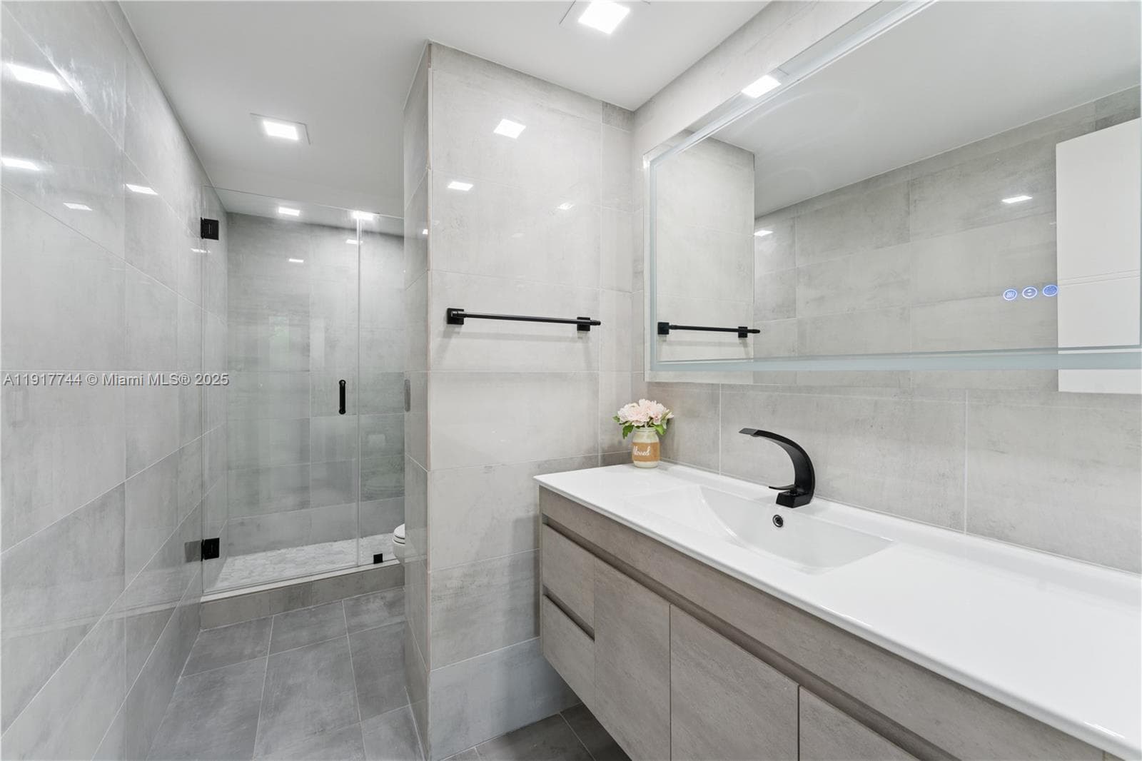 Hillcrest · #303B in Hollywood - Photo 19