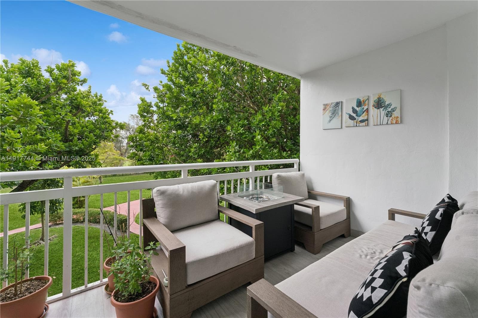 Hillcrest · #303B in Hollywood - Photo 4