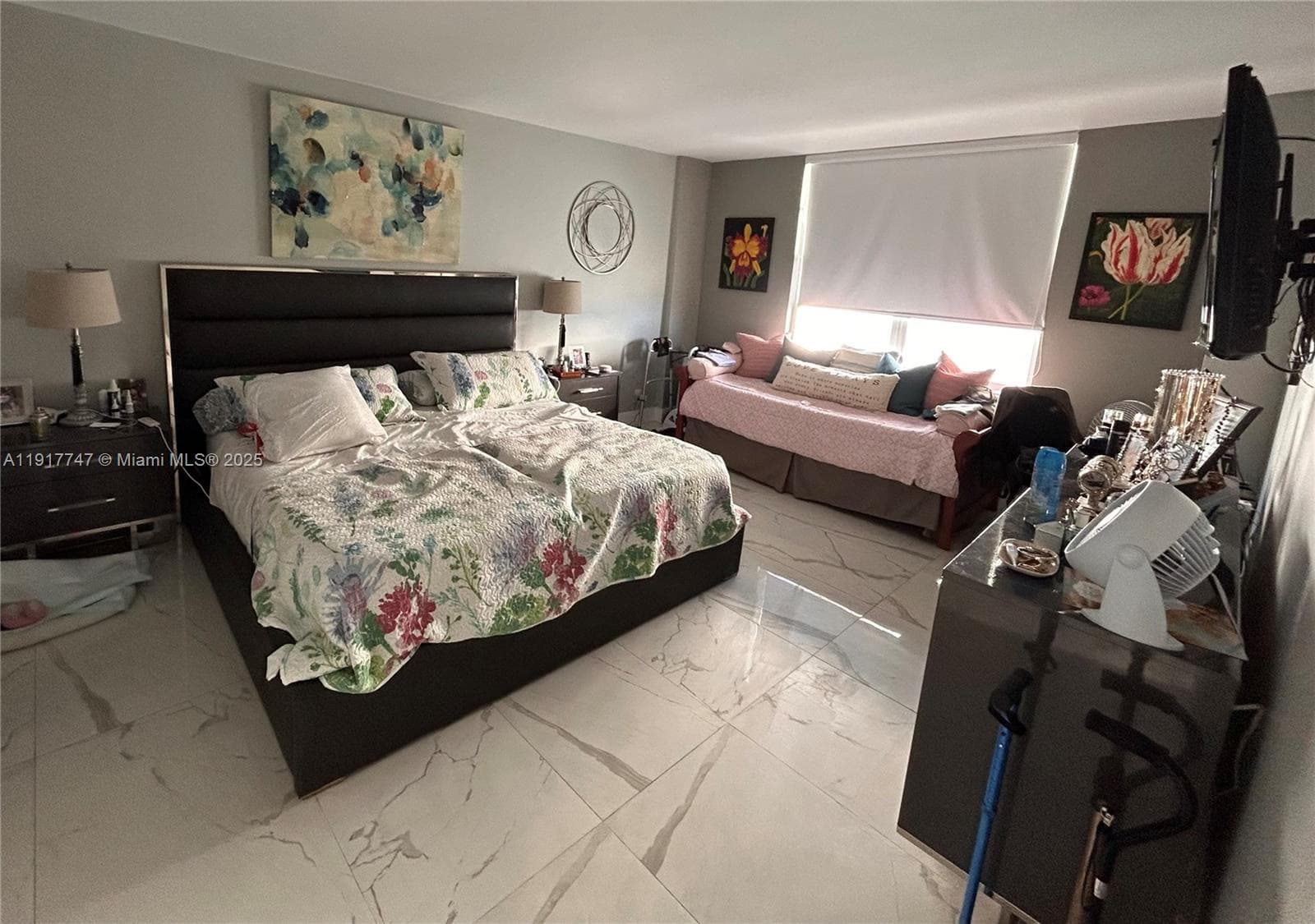 SEA AIR TOWERS CONDO · #1103 in Hollywood - Photo 11