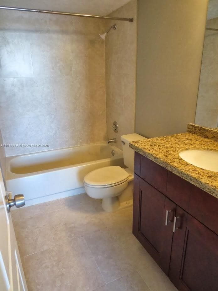 LAKE EMERALD CONDOMINIUM · #203 in Oakland Park - Photo 10