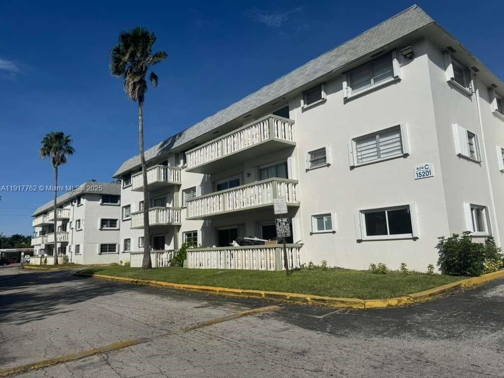 OLA CONDO · #C312 in Miami - Photo 17