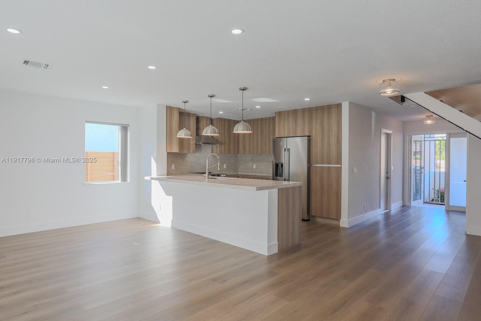 2795 N 40th Ave #1 photo 8
