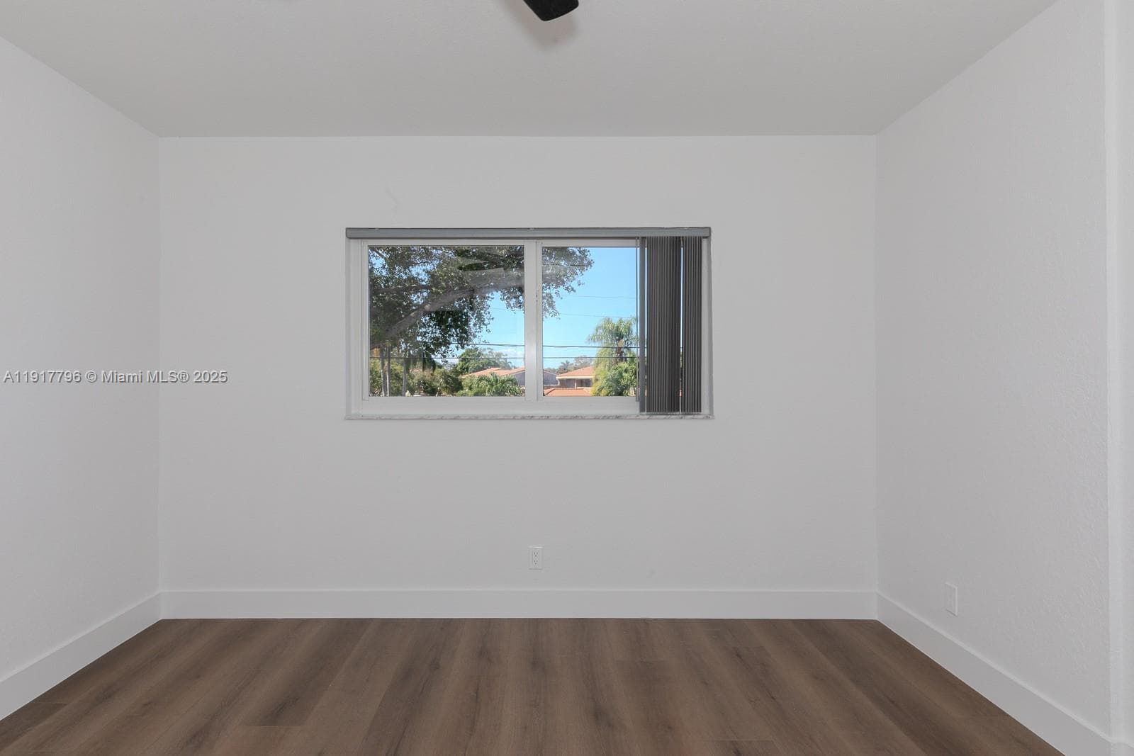 2795 N 40th Ave #1 photo 21