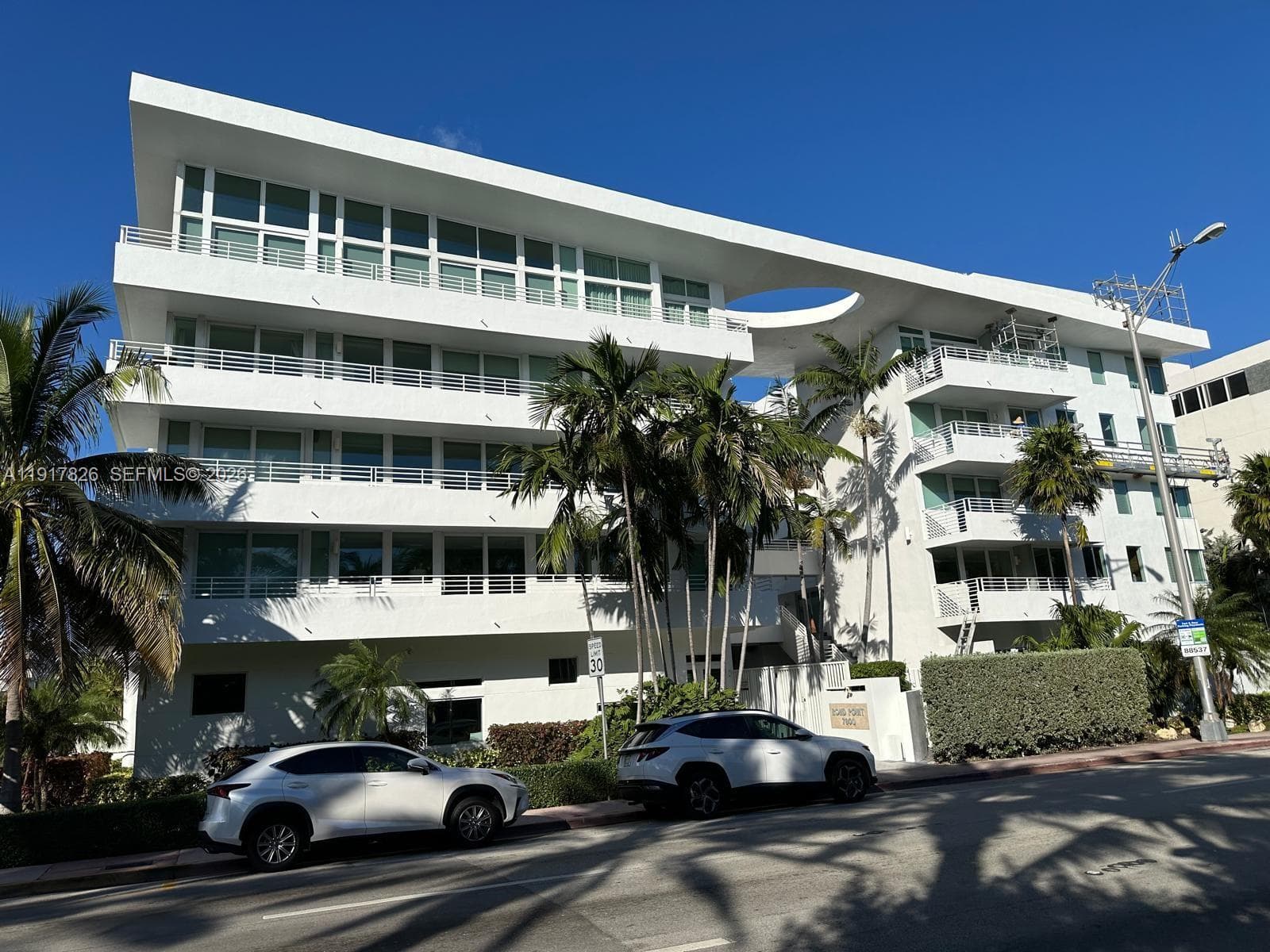 Rond Point Condo · #507 in Miami Beach - Photo 13