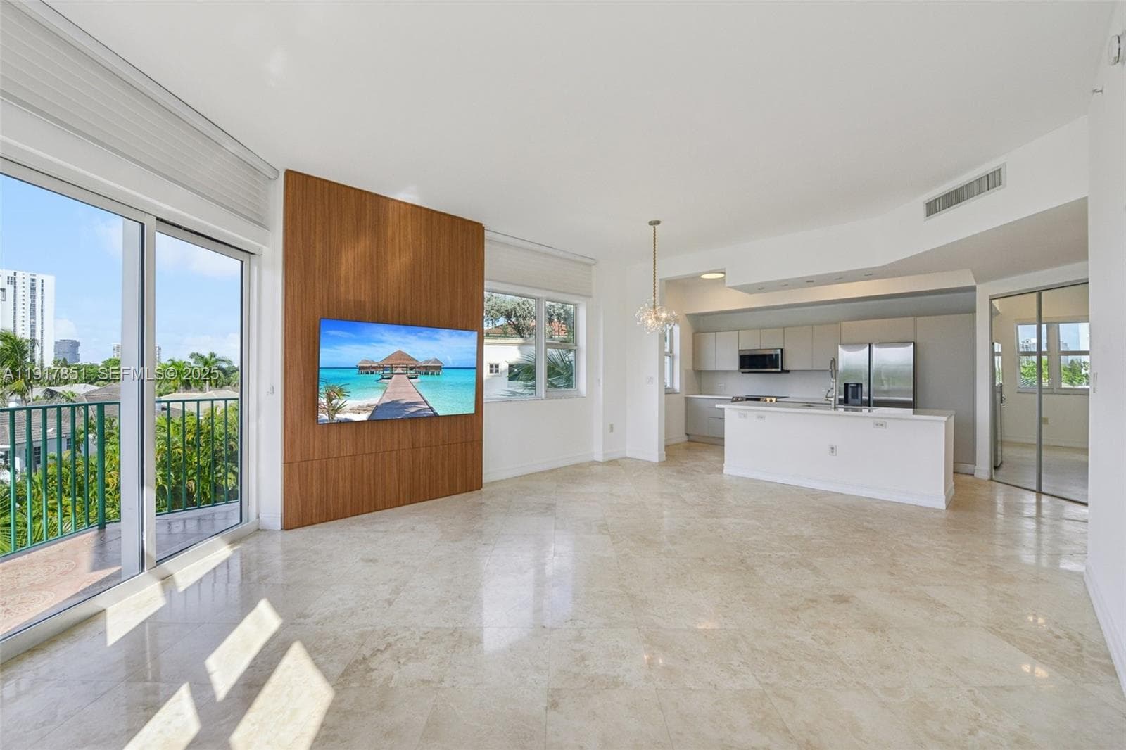 TURNBERRY VILLAGE SO TOWER · #402 in Aventura - Photo 1