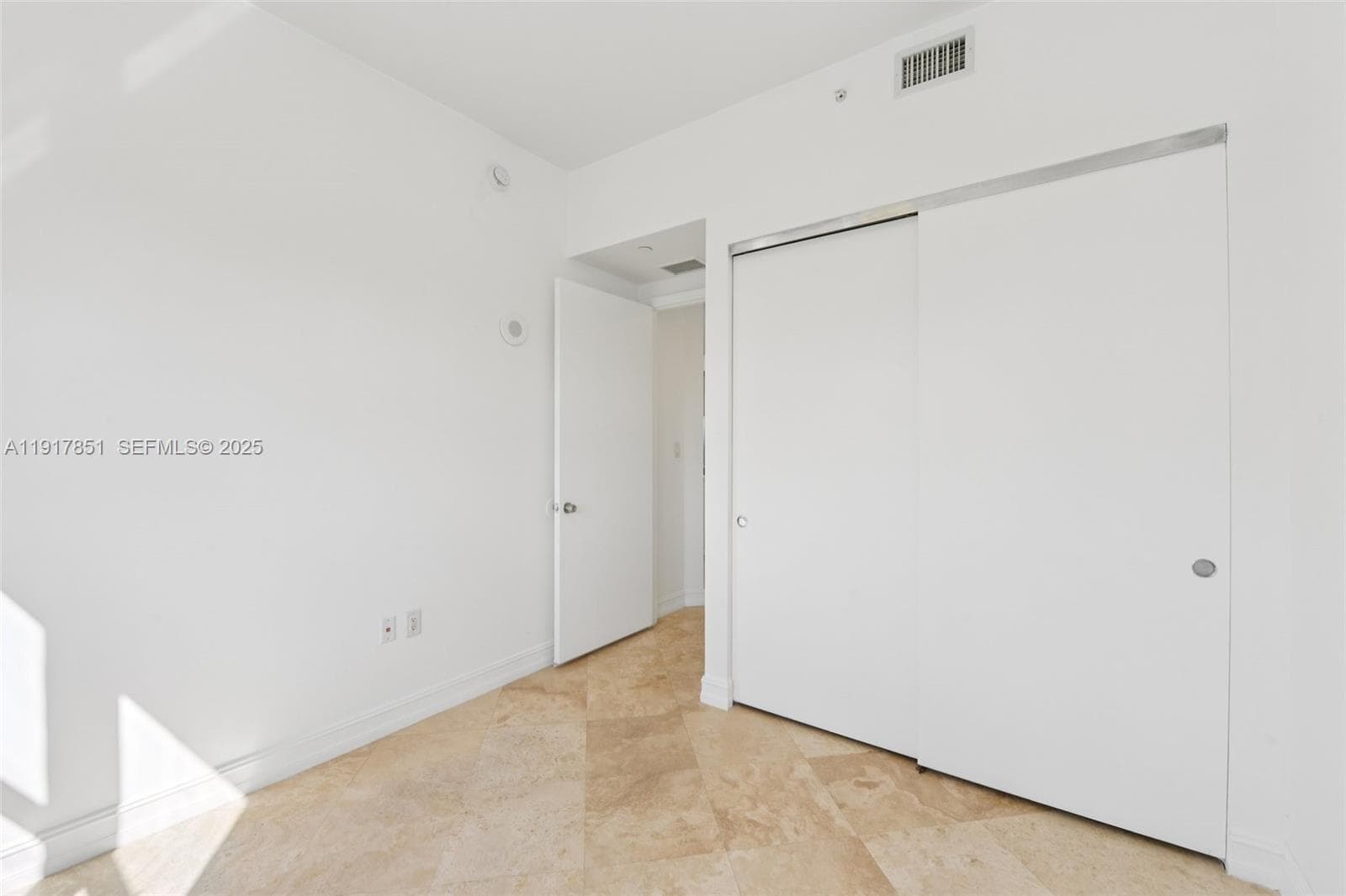 TURNBERRY VILLAGE SO TOWER · #402 in Aventura - Photo 19