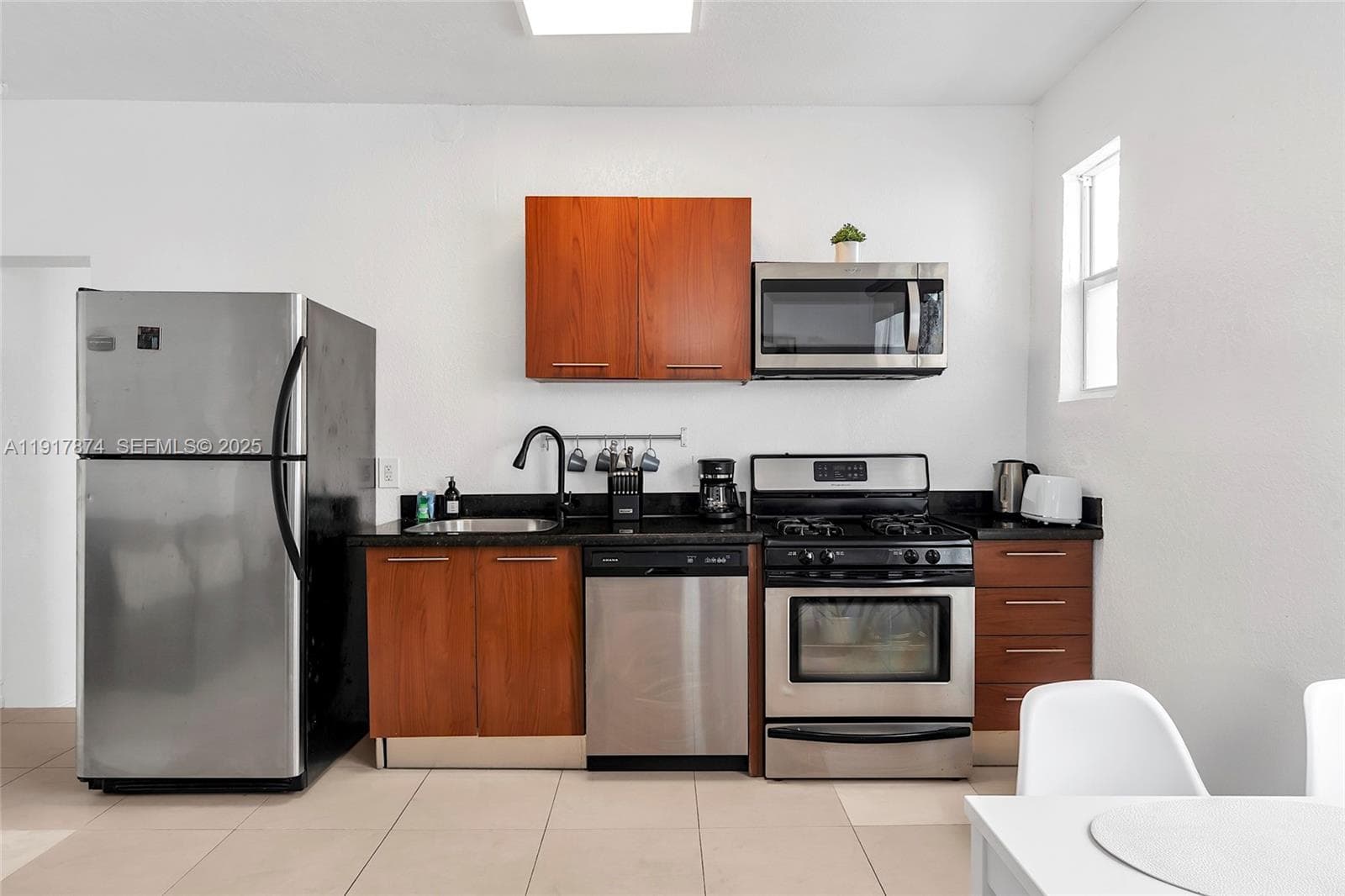 THE BAYLISS CONDO · #101 in Miami Beach - Photo 4