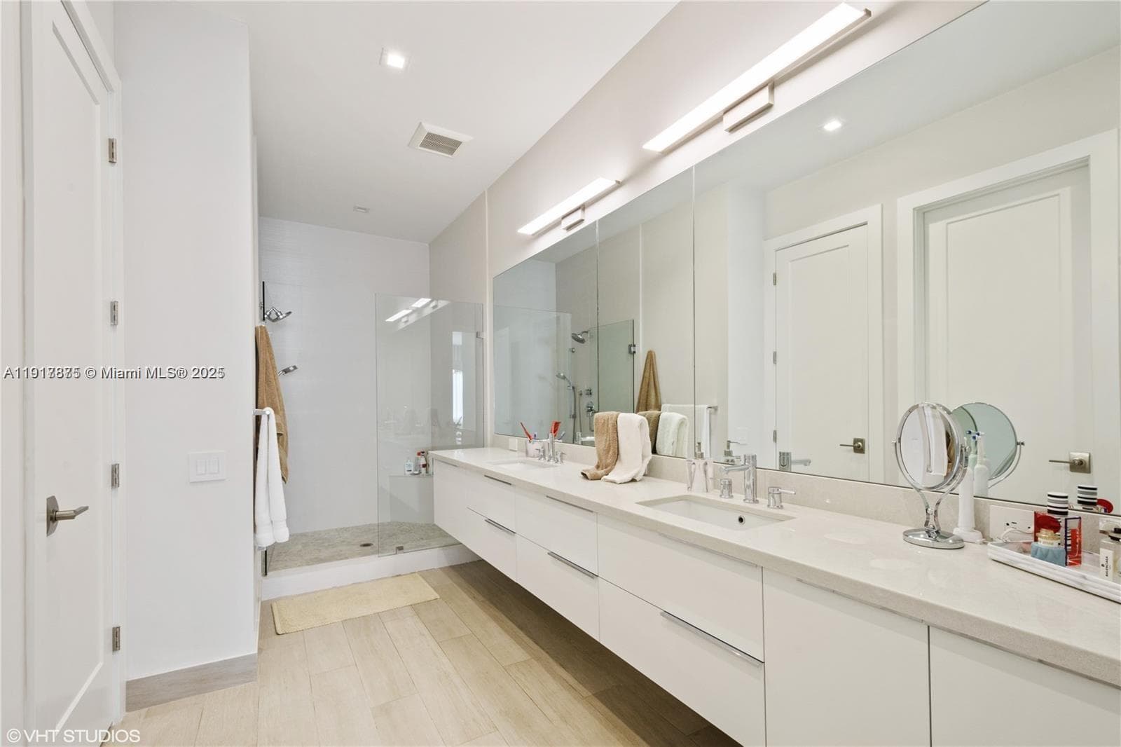 5883 W Brookfield Cir W photo 16