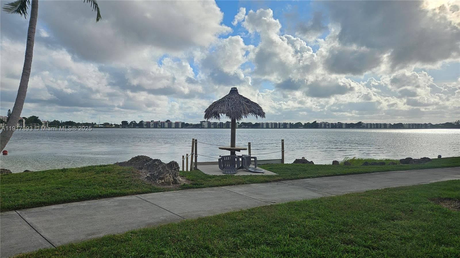 LAKE EMERALD CONDOMINIUM · #311 in Oakland Park - Photo 56