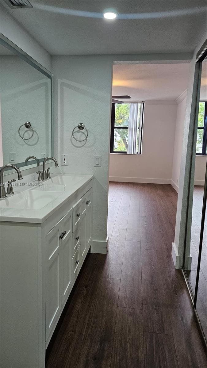 LAKE EMERALD CONDOMINIUM · #311 in Oakland Park - Photo 22