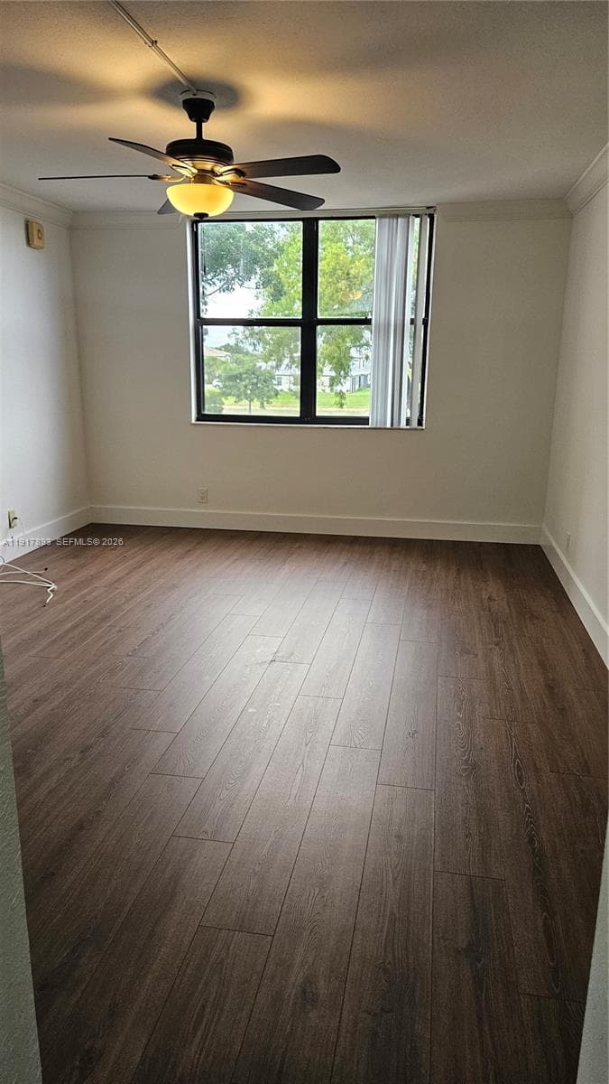 LAKE EMERALD CONDOMINIUM · #311 in Oakland Park - Photo 24