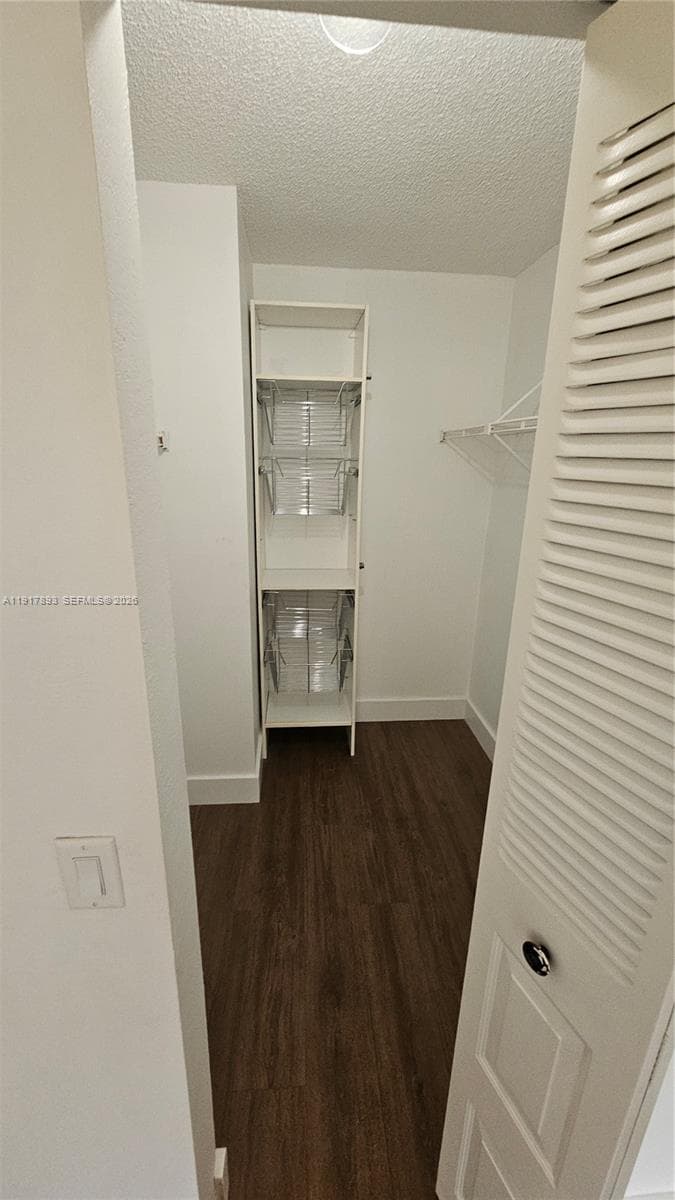 LAKE EMERALD CONDOMINIUM · #311 in Oakland Park - Photo 14