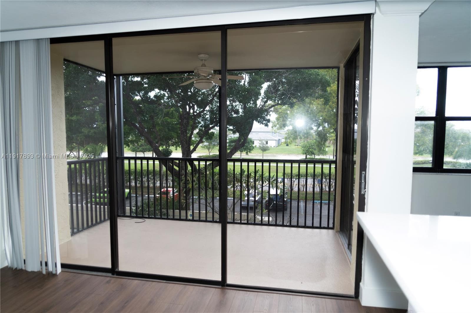 LAKE EMERALD CONDOMINIUM · #311 in Oakland Park - Photo 45