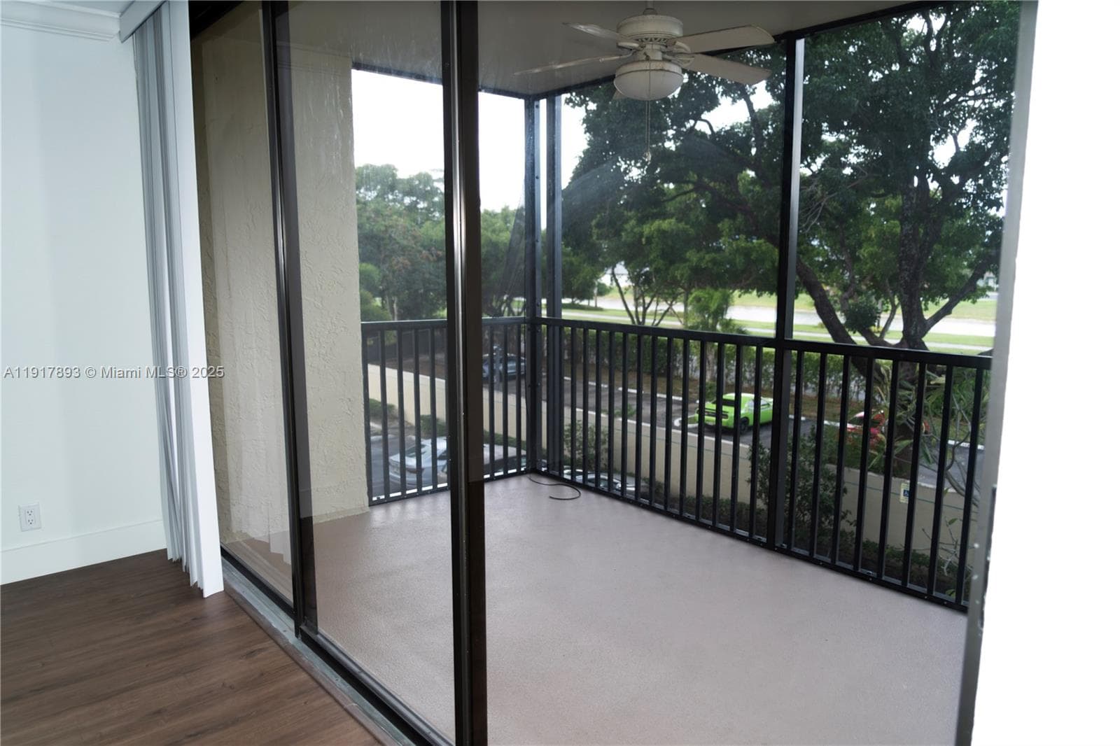 LAKE EMERALD CONDOMINIUM · #311 in Oakland Park - Photo 51