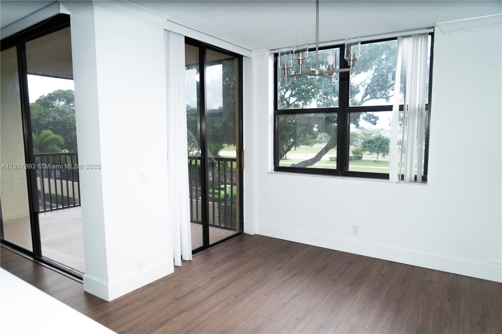 LAKE EMERALD CONDOMINIUM · #311 in Oakland Park - Photo 40
