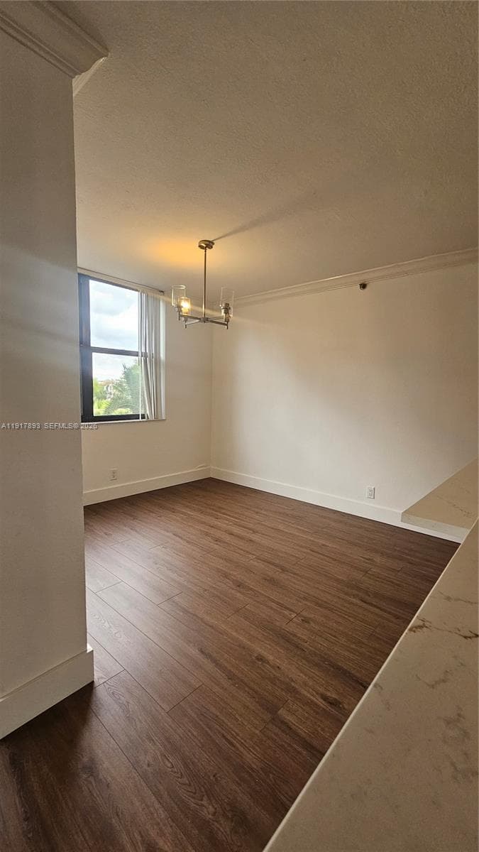 LAKE EMERALD CONDOMINIUM · #311 in Oakland Park - Photo 4