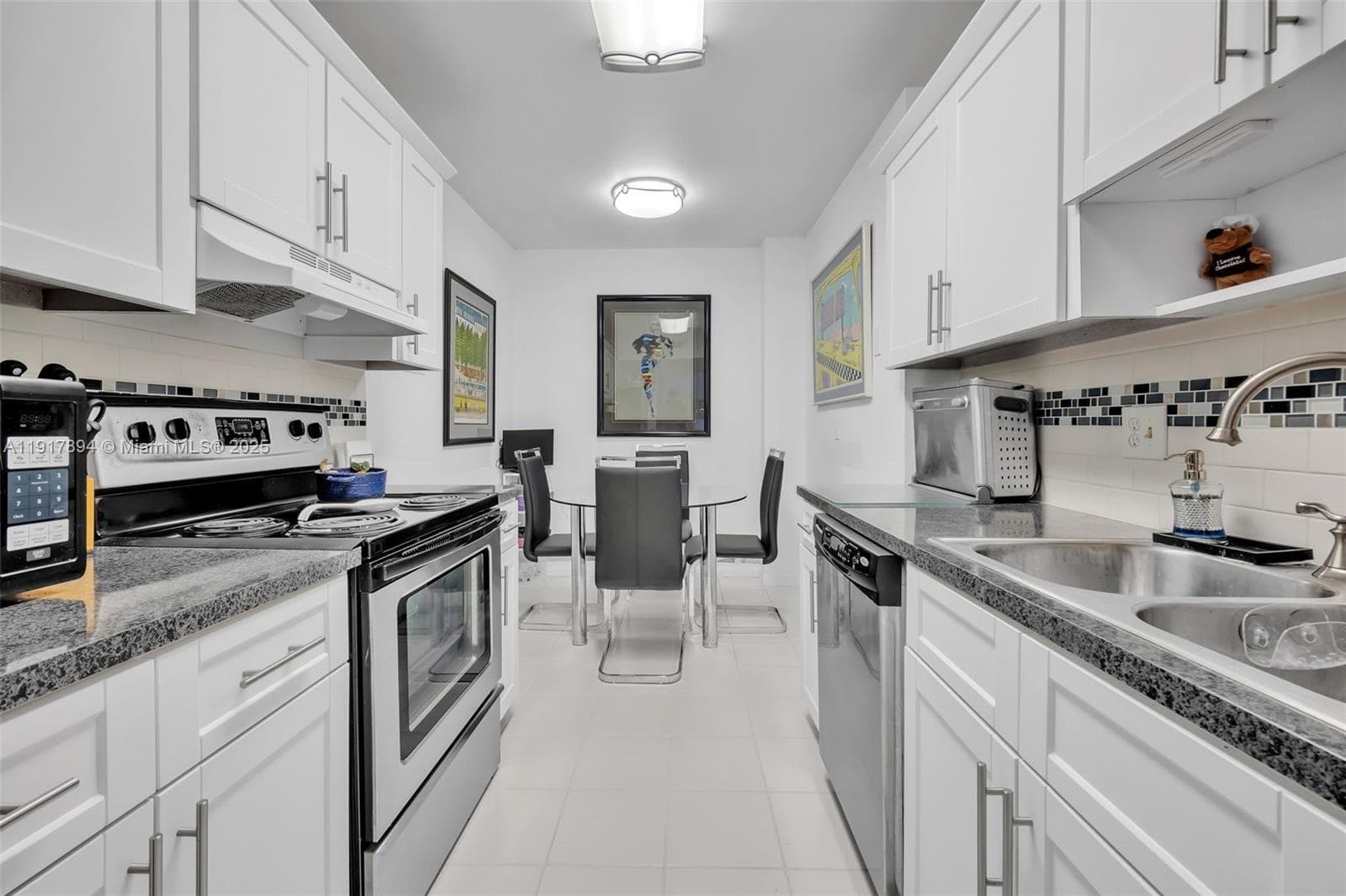 Hillcrest · #709 in Hollywood - Photo 4