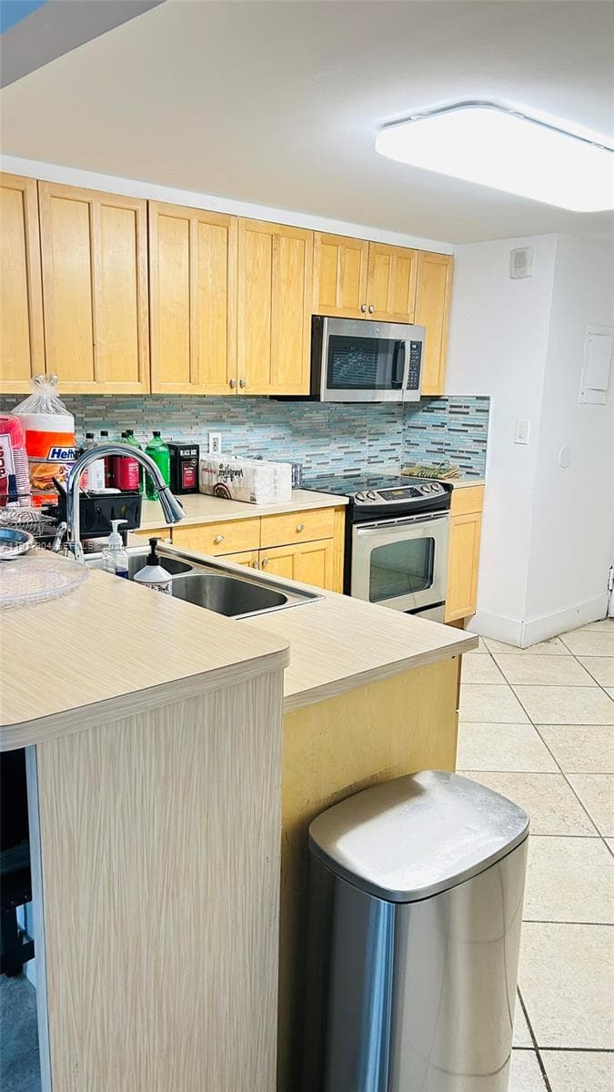 DORSEY ARMS CONDO · #604 in Hallandale Beach - Photo 33