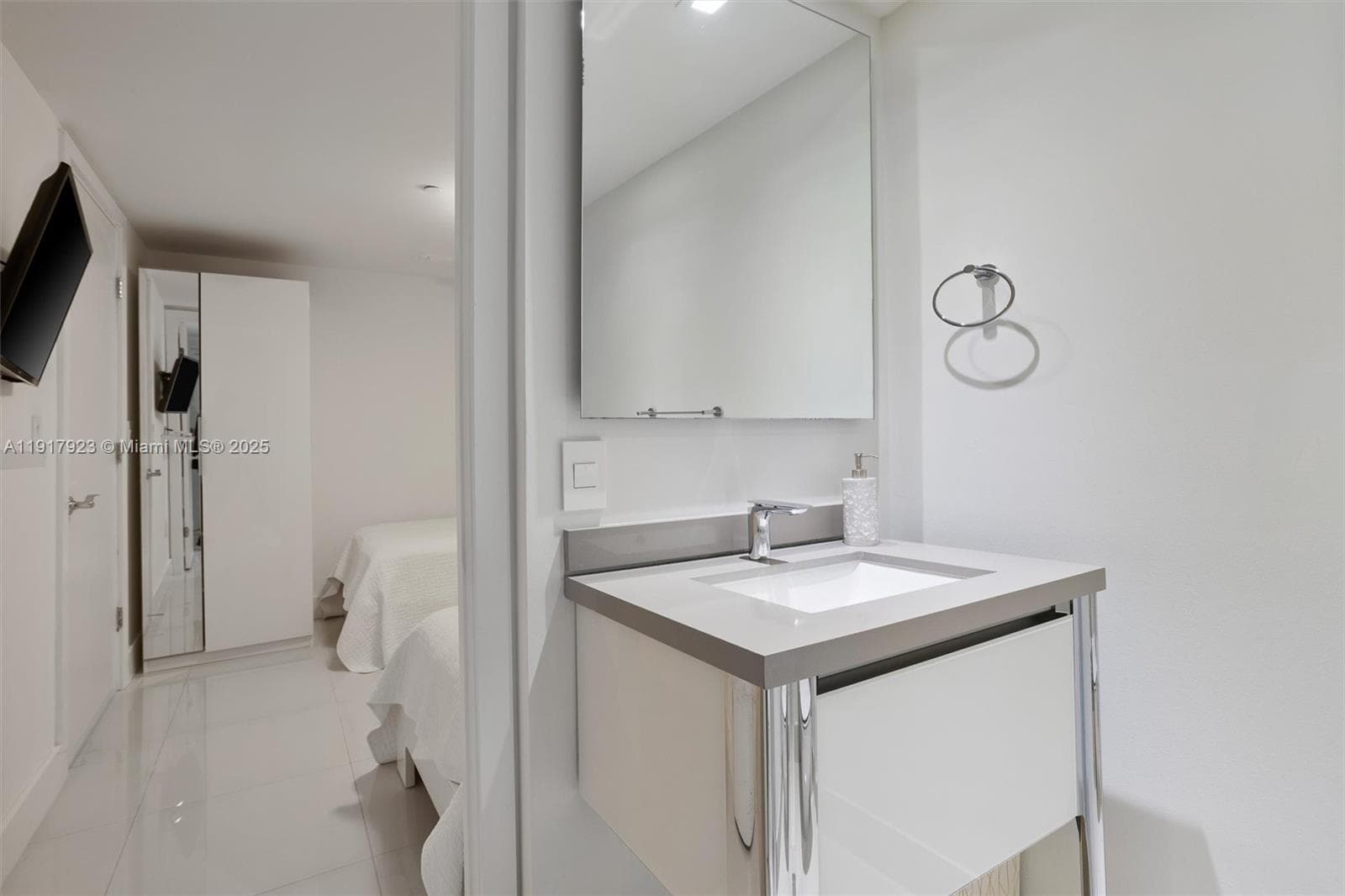 BEACH CLUB · #1708 in Hallandale Beach - Photo 29
