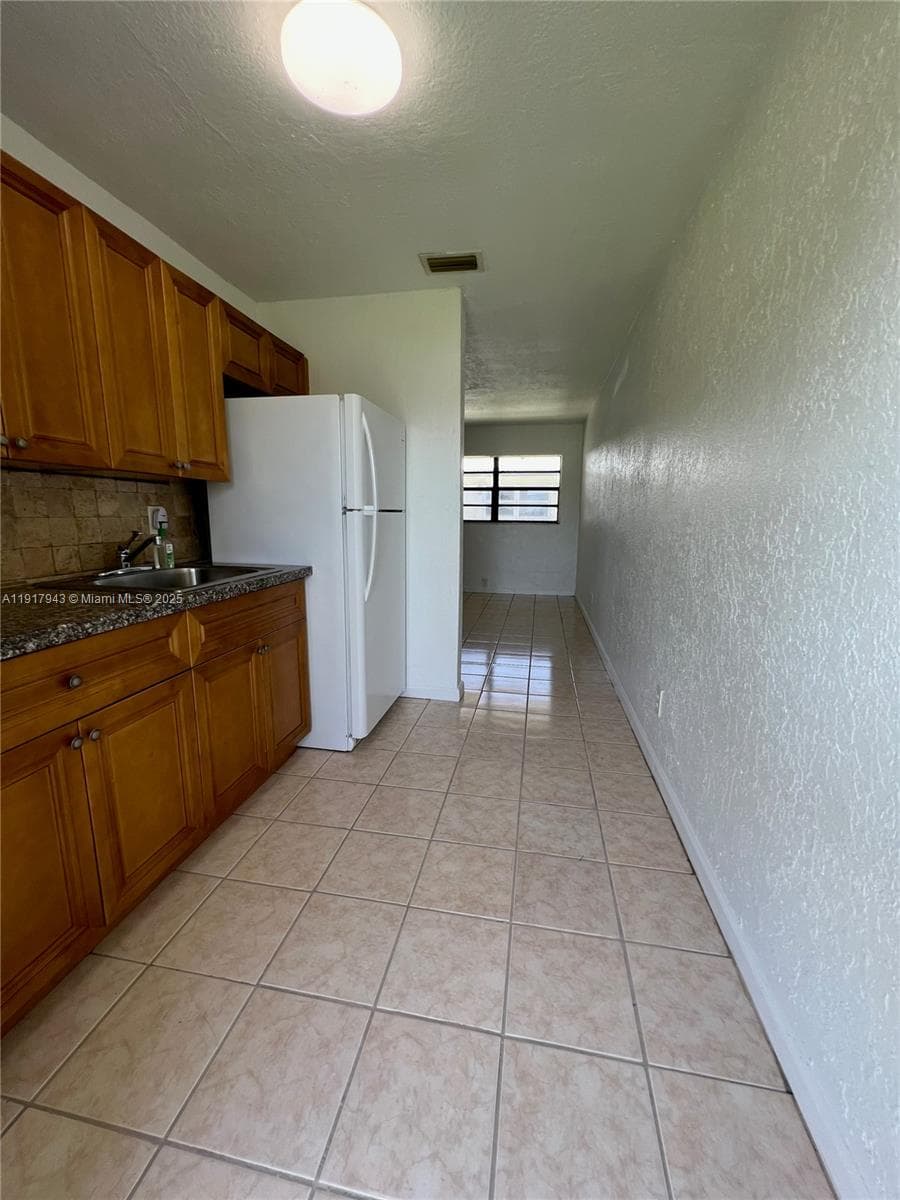 FOSTER PARK · #1 in Hallandale Beach - Photo 6