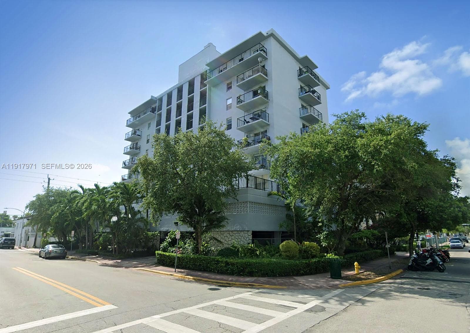 BAYCOURT TOWERS CONDO · #3M in Miami Beach - Photo 2