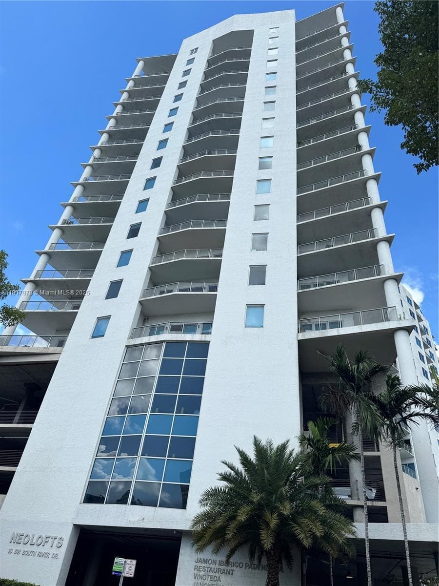 NEO CONDO · #712 in Miami - Photo 3