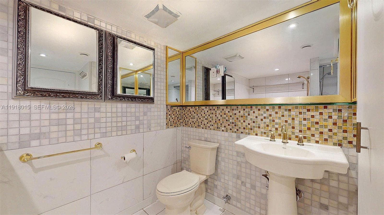 Oceanview Park Condo · #431 in Hallandale Beach - Photo 32