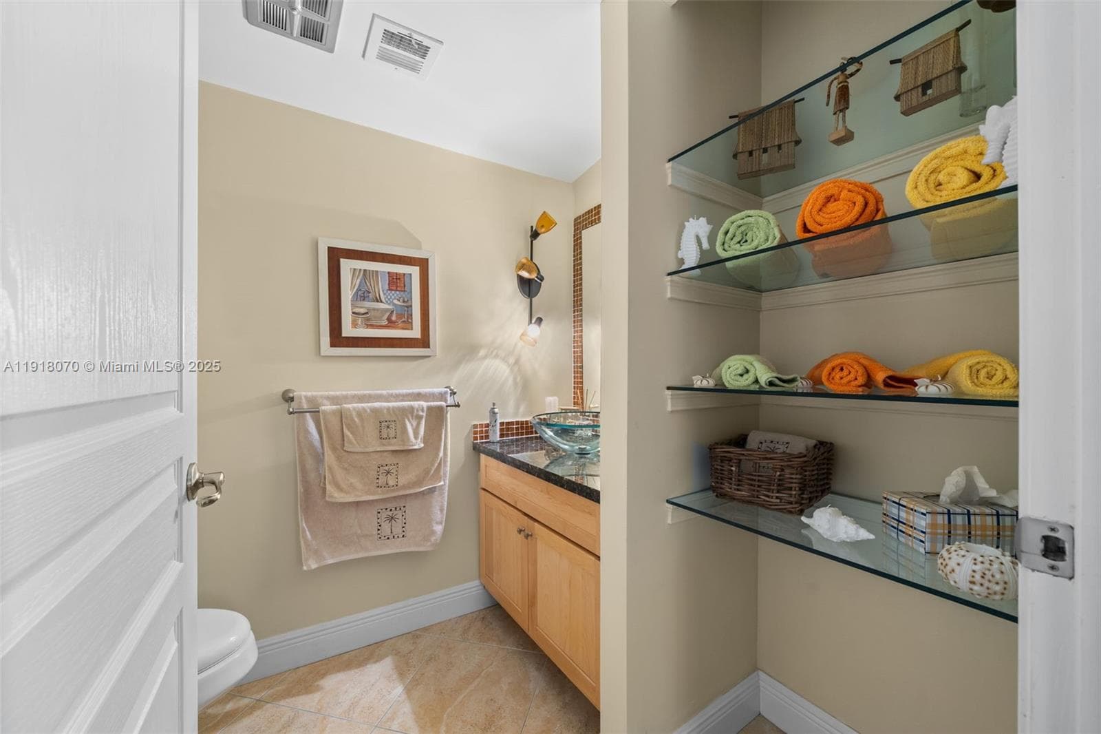 FAIRWAYS RIVIERA CONDO · #732 in Hallandale Beach - Photo 22