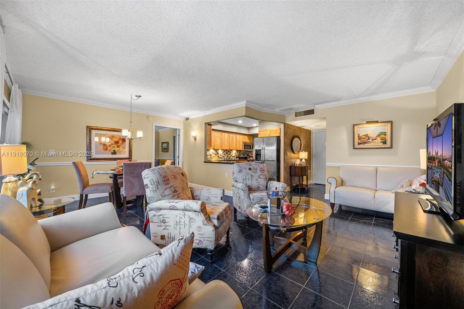 FAIRWAYS RIVIERA CONDO · #732 in Hallandale Beach - Photo 11