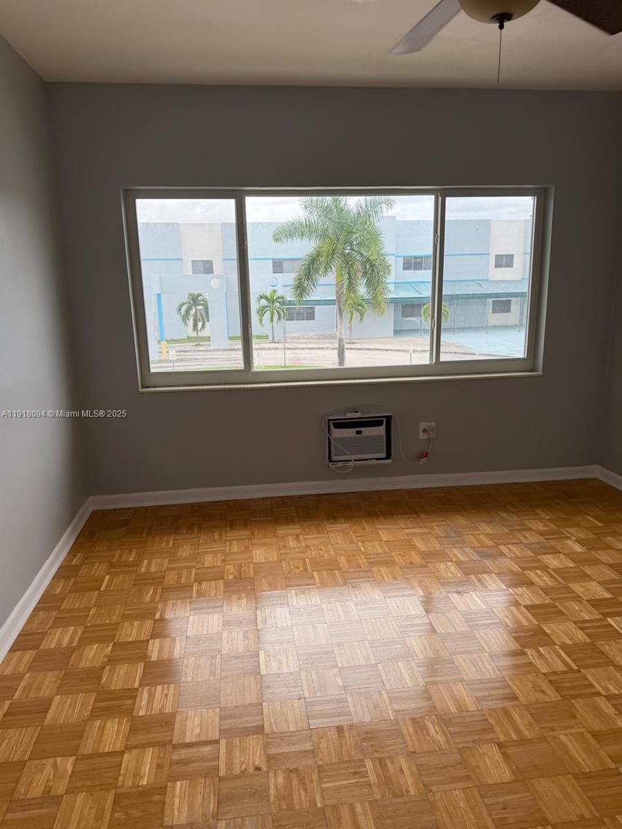 HARBOUR POINT CONDO · #10 in Bay Harbor Islands - Photo 5
