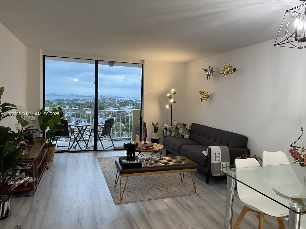 VECINO DEL MAR CONDO · #1509 in North Miami - Photo 6