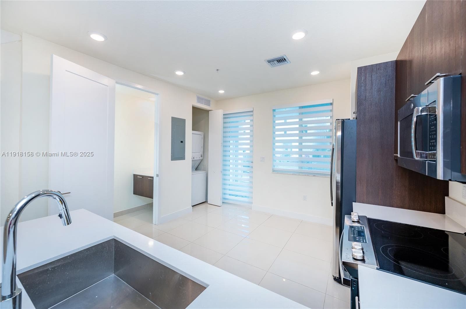 LANDMARK · #103 in Doral - Photo 7