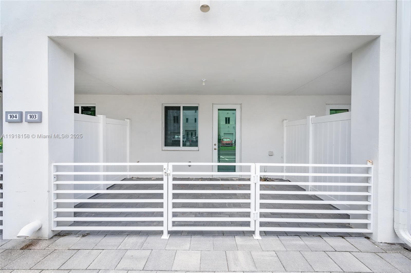 LANDMARK · #103 in Doral - Photo 3