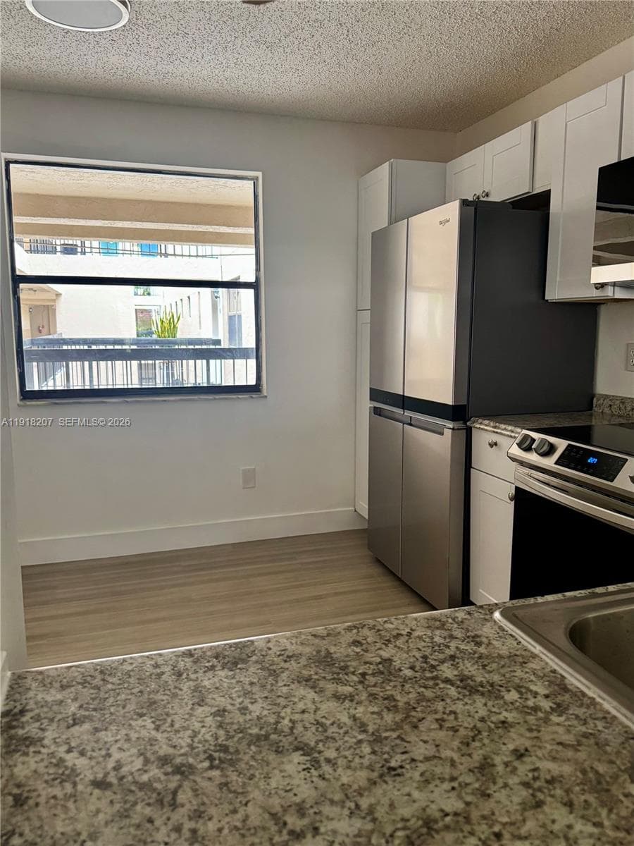 SUMMETREE CONDOMINIUMS · #306-7 in Miami - Photo 6