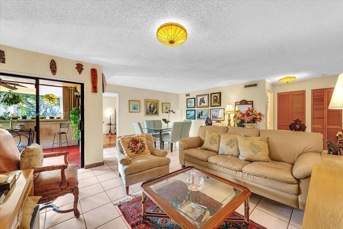 KENLAND BEND NORTH CONDO · #H201 in Miami - Photo 6