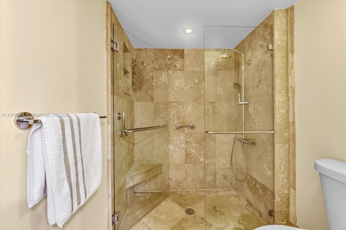 KENLAND BEND NORTH CONDO · #H201 in Miami - Photo 16