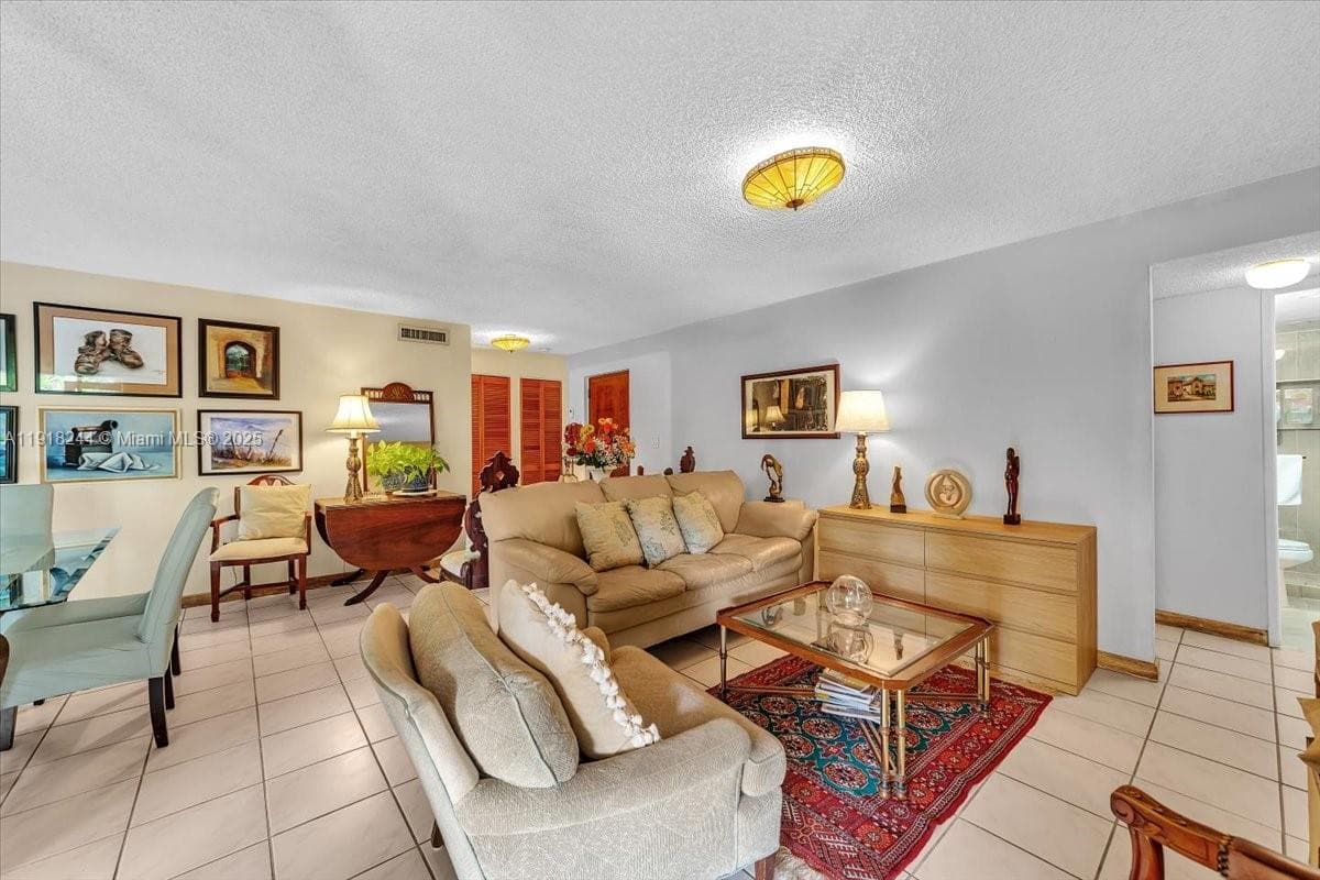 KENLAND BEND NORTH CONDO · #H201 in Miami - Photo 7