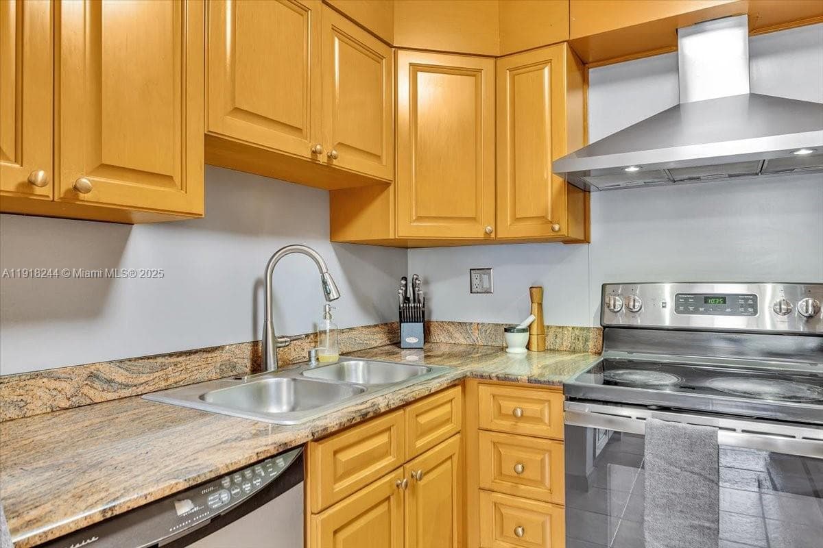 KENLAND BEND NORTH CONDO · #H201 in Miami - Photo 9