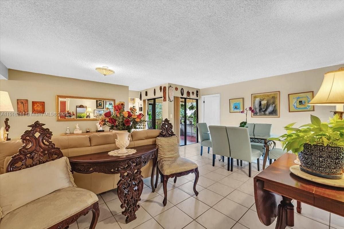 KENLAND BEND NORTH CONDO · #H201 in Miami - Photo 4