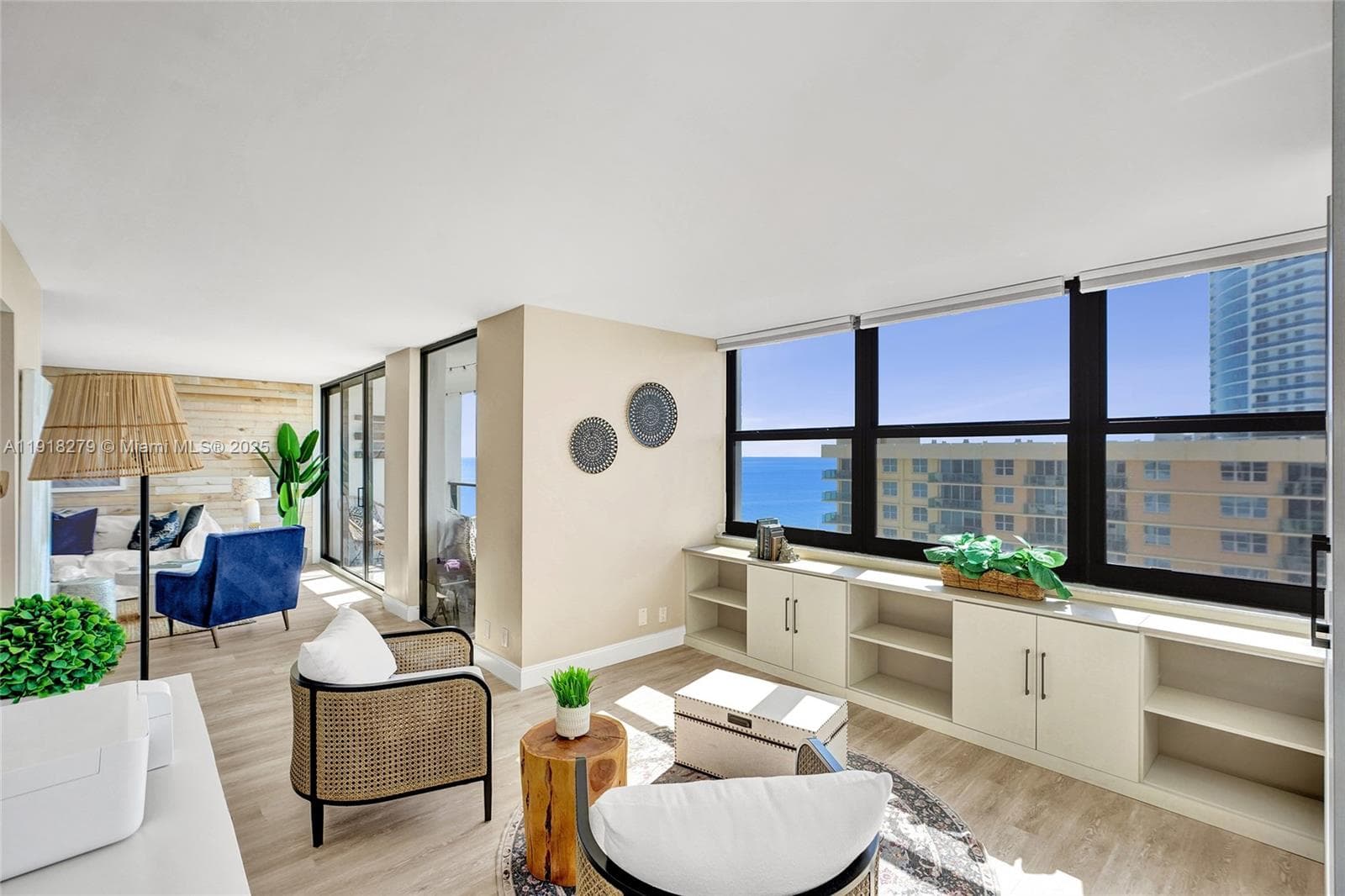 CATANIA CONDO · #1807 (available) in Hollywood - Photo 5